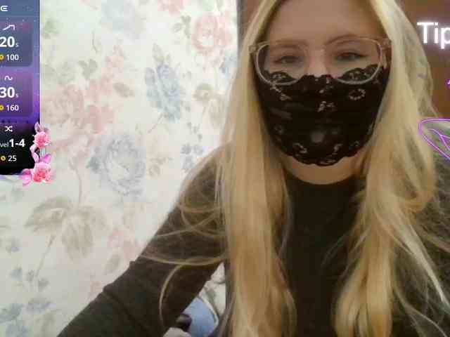 Lilithaa webcam