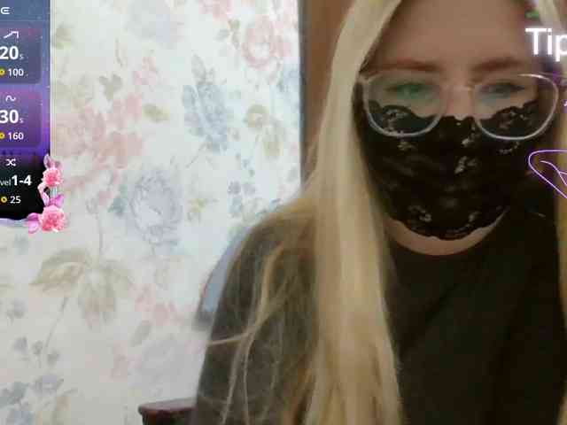 Lilithaa webcam