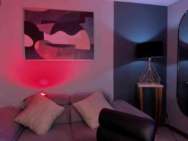 ElizabethBennet webcam