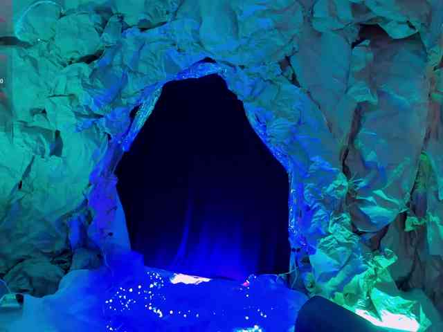 ElizabethBennet webcam