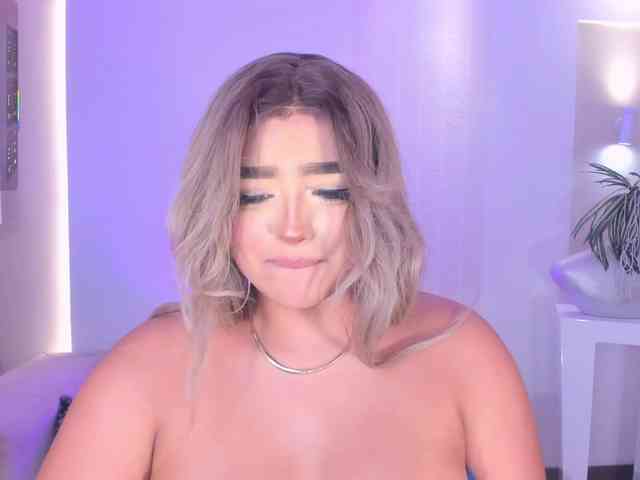ElizabethBennet webcam