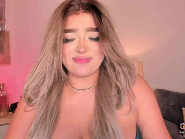 ElizabethBennet webcam
