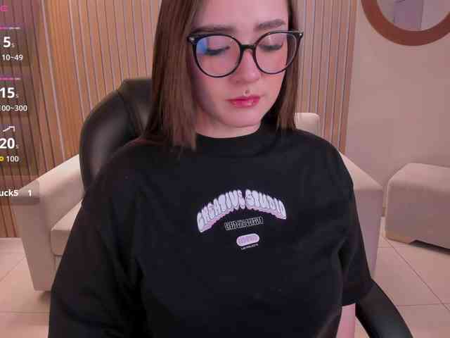 SarahRhodes webcam