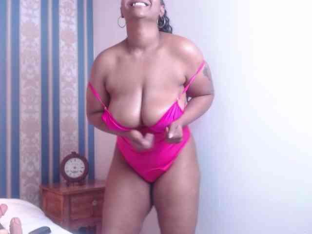 TinaOlsens webcam