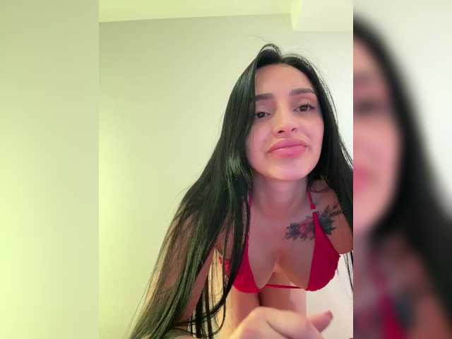 AprilRosse webcam