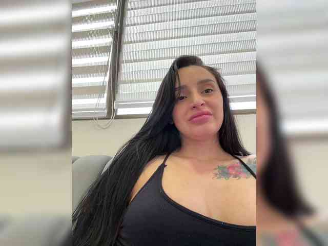 AprilRosse webcam