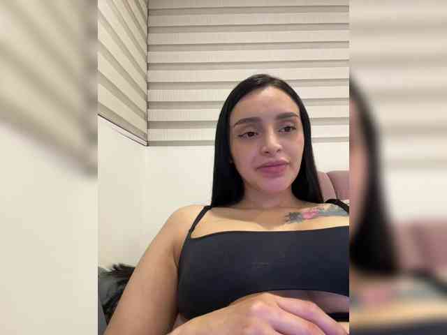 AprilRosse webcam