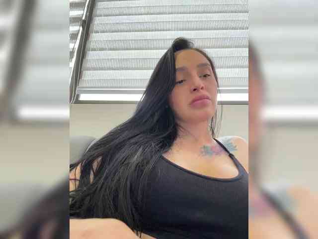 AprilRosse webcam