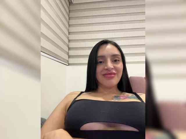 AprilRosse webcam