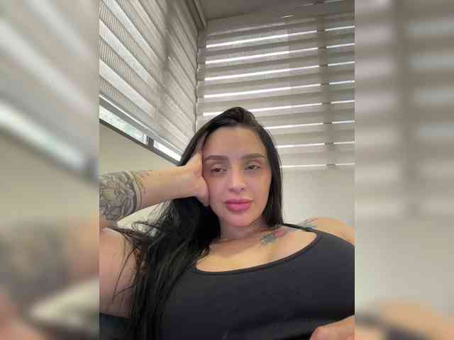 AprilRosse webcam