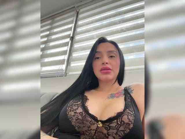 AprilRosse webcam