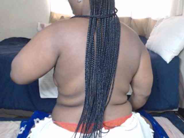 Prettybkack25 webcam