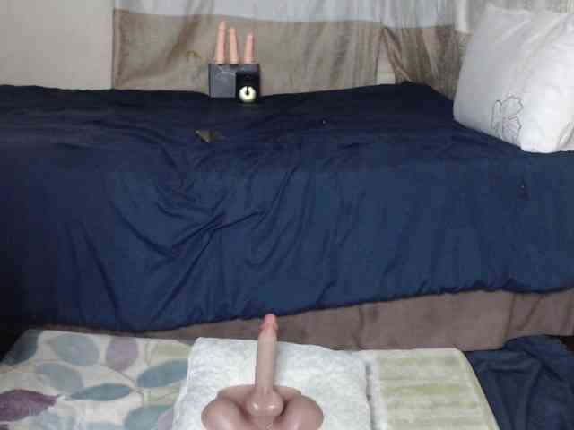 Prettybkack25 webcam