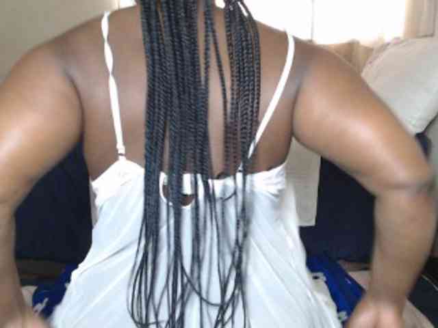 Prettybkack25 webcam
