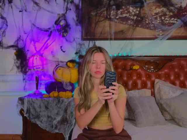 LunaRishi webcam