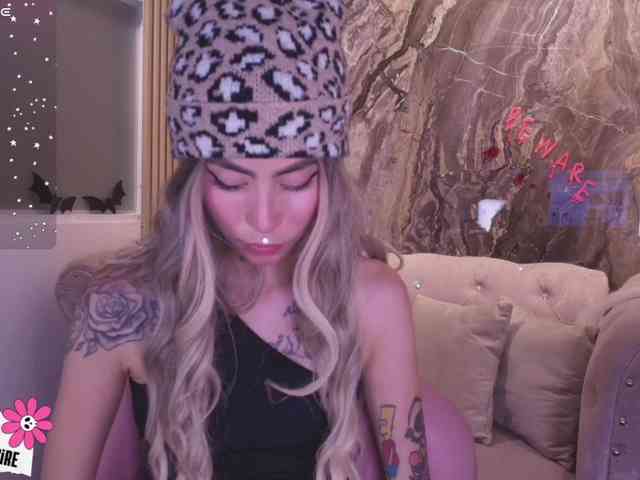 Sabrinaa1 webcam