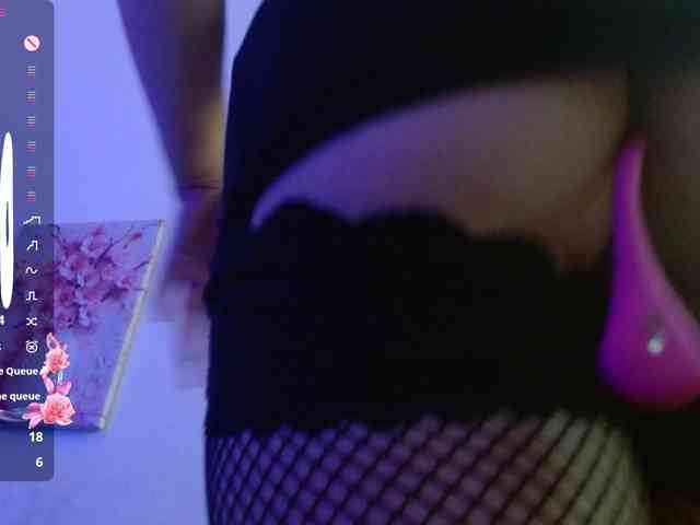 Lola-wish webcam