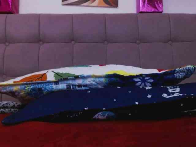 Lola-wish webcam