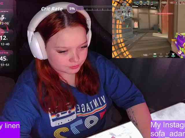 AlinaAdams webcam