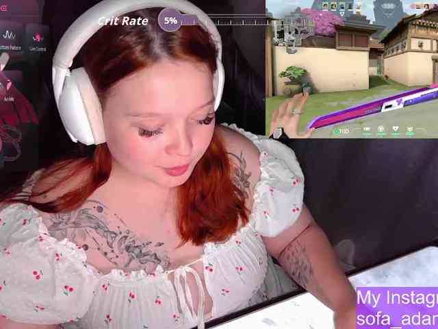 AlinaAdams webcam