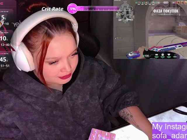 AlinaAdams webcam