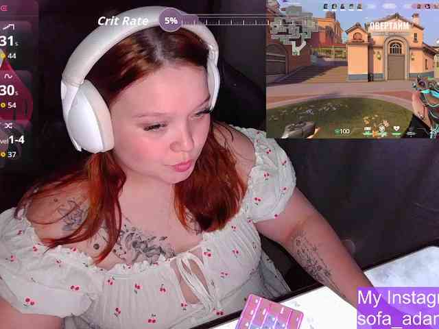 AlinaAdams webcam