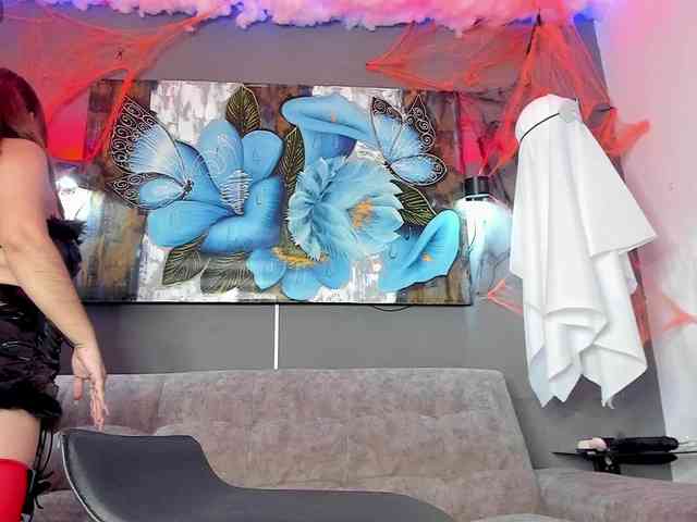 Elizabeth-Lamer webcam