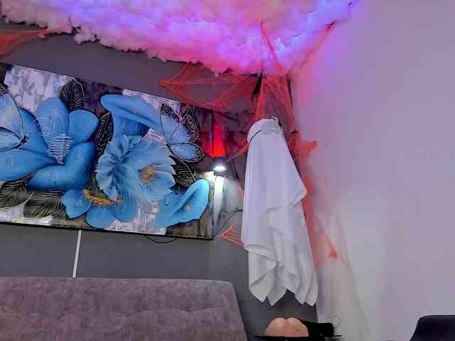 Elizabeth-Lamer webcam