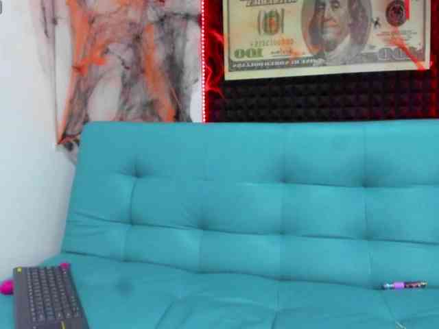 Elizabeth-Lamer webcam