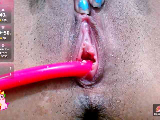 carolinasquirt18 webcam
