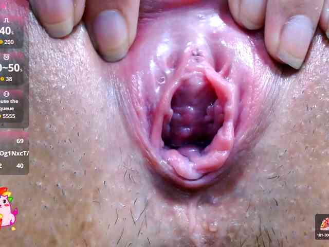 carolinasquirt18 webcam