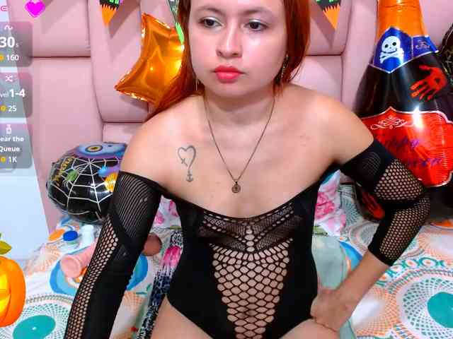 carolinasquirt18 webcam