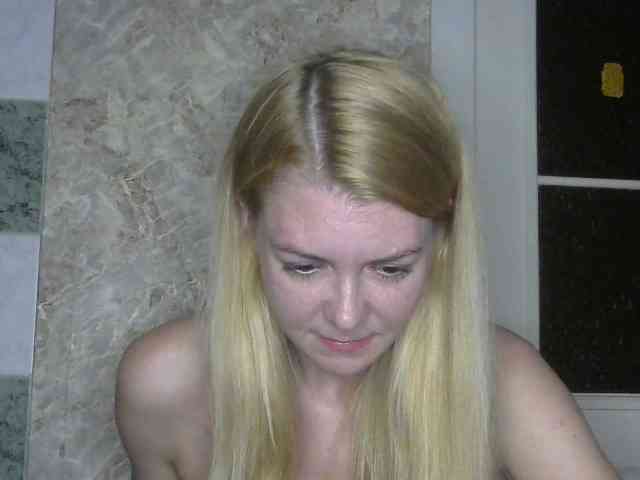 Kitty-Love27 webcam