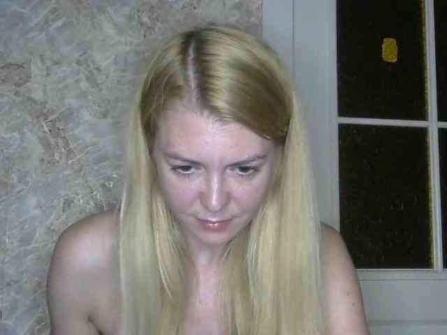 Kitty-Love27 webcam