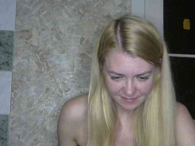 Kitty-Love27 webcam