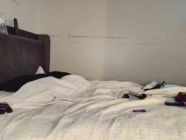 Naomiruty webcam