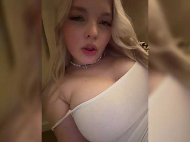 sakuraans webcam