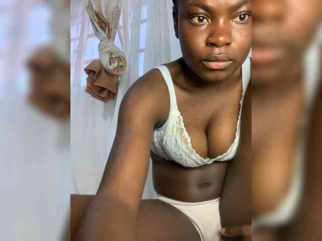 Sexyreeh webcam