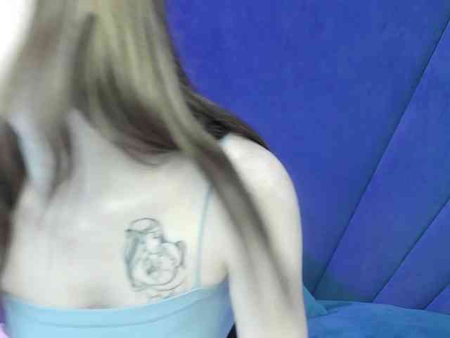 Evelisse webcam