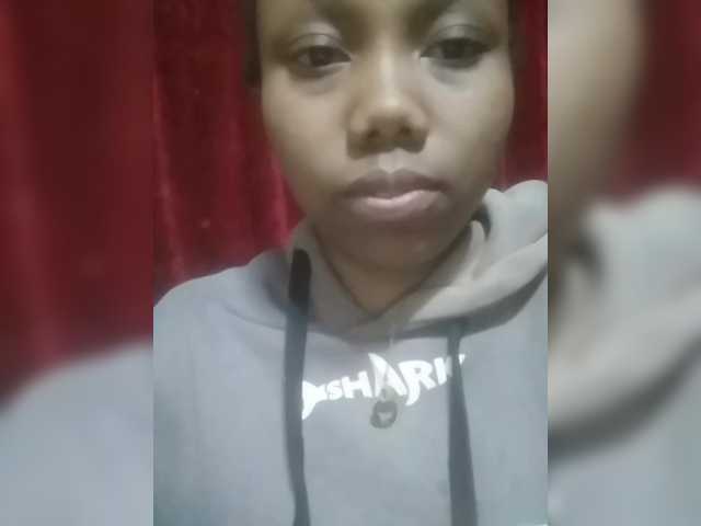 HotchocoGirl webcam