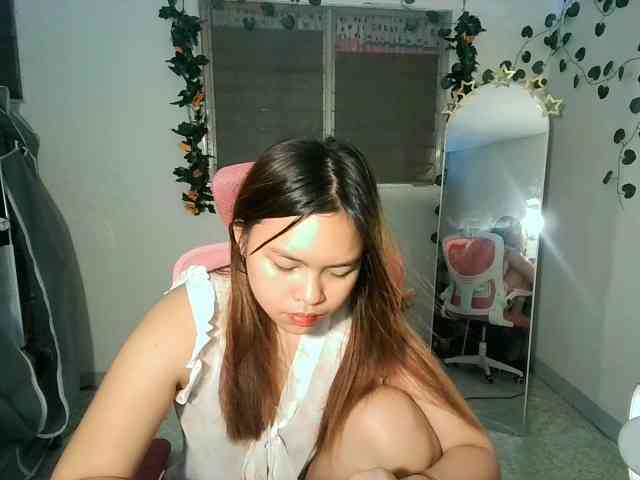 sweetiepiee webcam