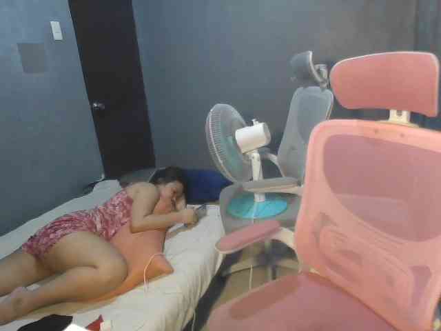 sweetiepiee webcam