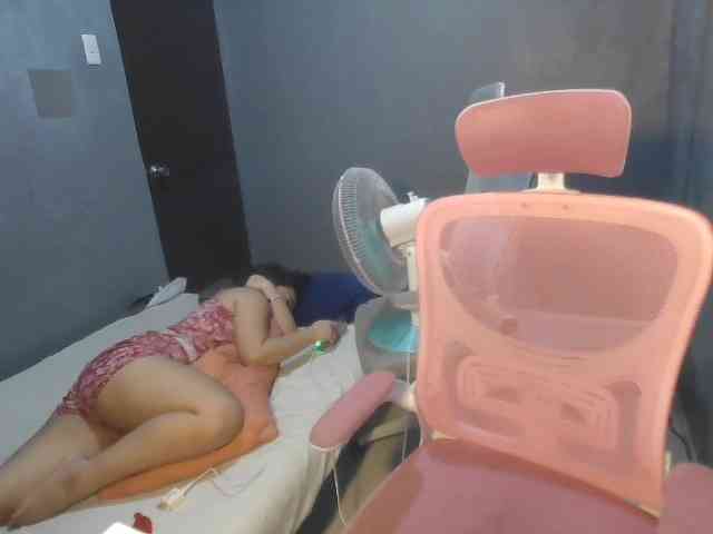 sweetiepiee webcam