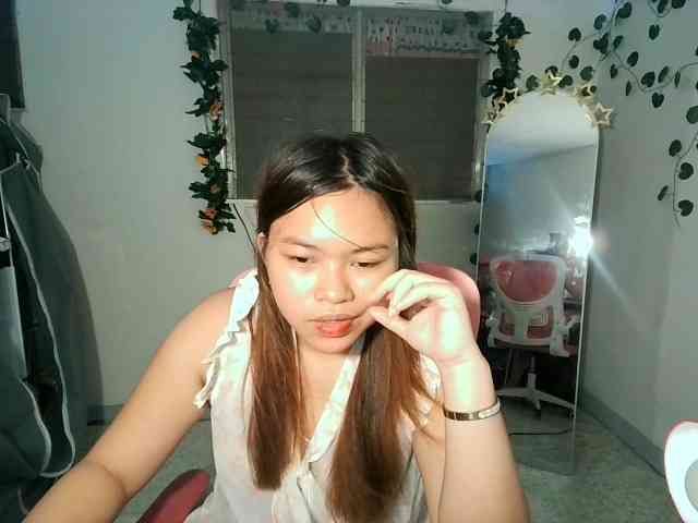 sweetiepiee webcam