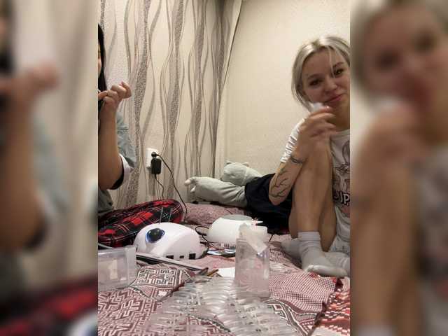 Vai a chattare su JenyCarty JenyCarty