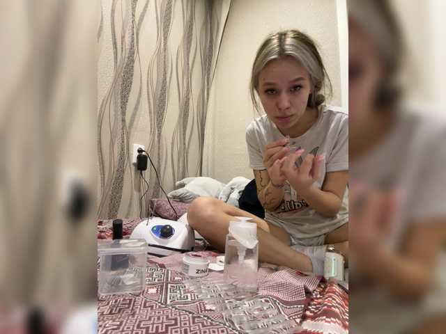 Vai a chattare su JenyCarty JenyCarty