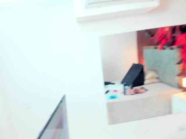 Samantha-Claus webcam