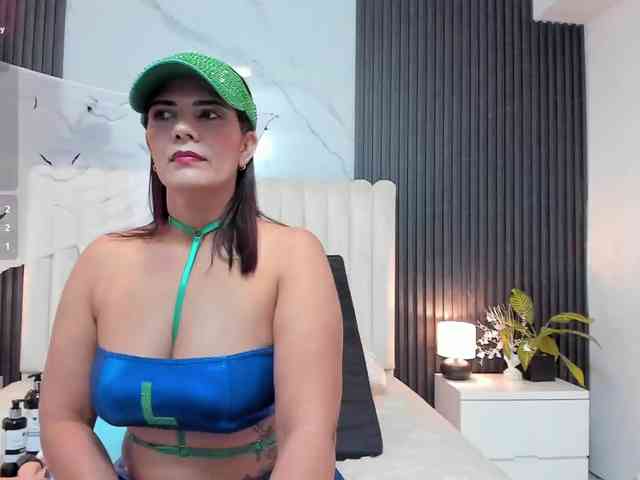 Samantha-Claus webcam