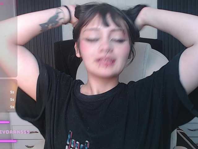 honeydark webcam