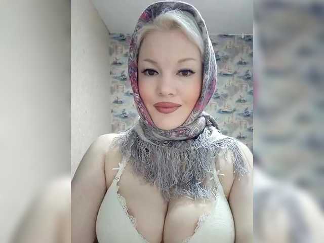 Vai a chattare su AlenkiyCvetochek AlenkiyCvetochek